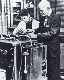Old photo of John and Mary Gibbon using the heart-lung machine