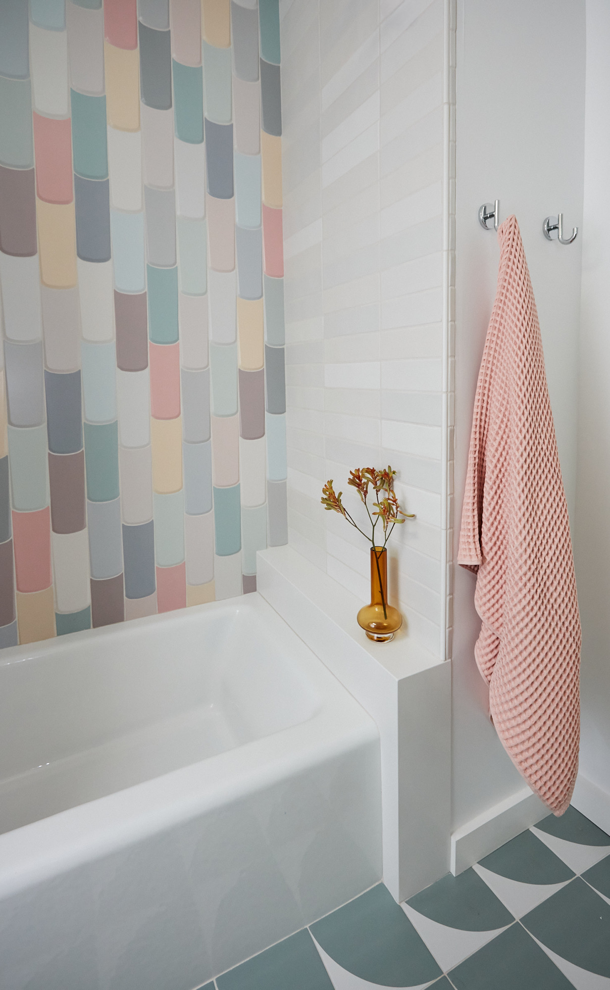 This image shows a bathroom designed by Jefferson alum Nureed Saeed.